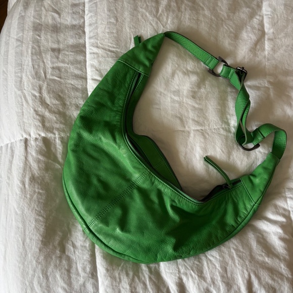 Free People Idle Hands Sling Bag - Picture 2 of 7